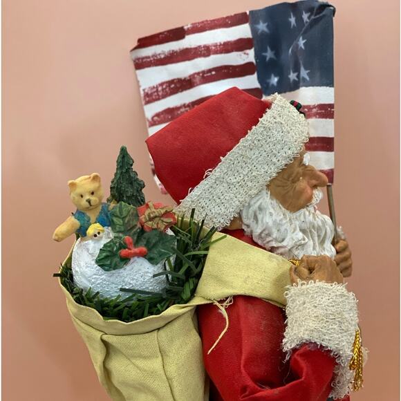 Vintage Cloth Tique?  Santa with Toy Bag and American Flag - Picture 6 of 8